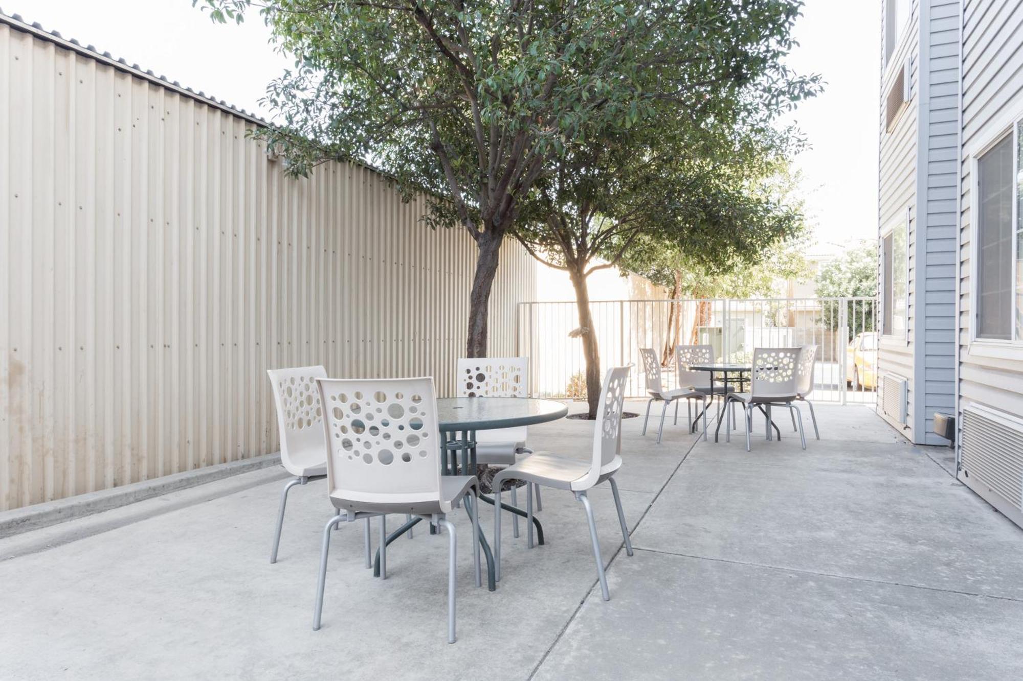 Microtel Inn & Suites Modesto Ceres Luaran gambar