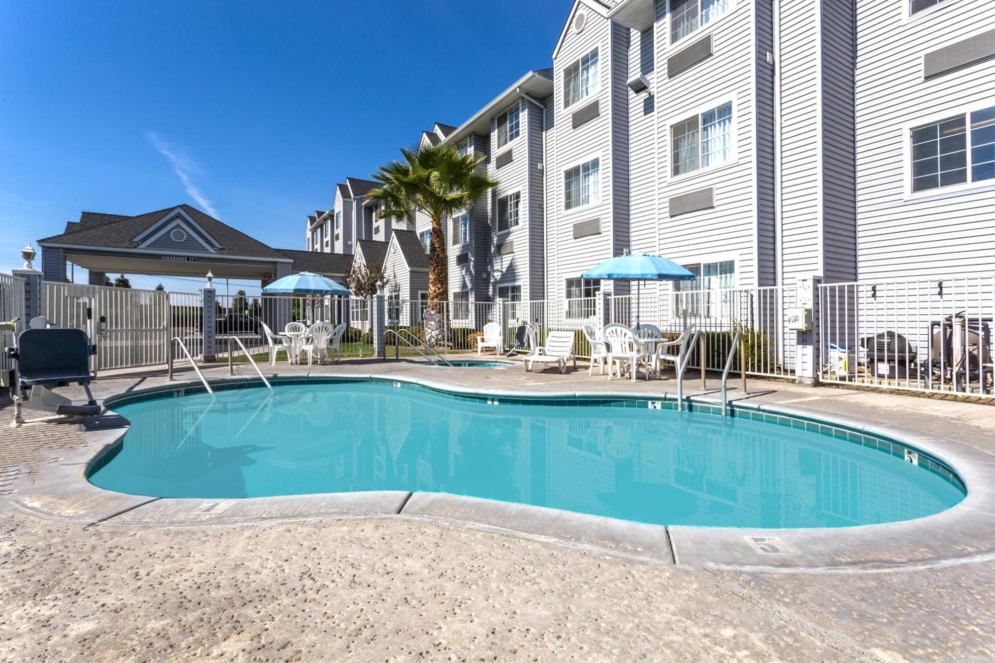 Microtel Inn & Suites Modesto Ceres Luaran gambar
