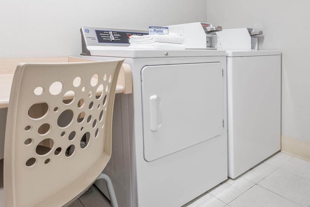 Microtel Inn & Suites Modesto Ceres Luaran gambar